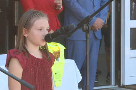 PRVI ŠOLSKI DAN CERKNICA 04 FOTO LJUBO VUKELIČ